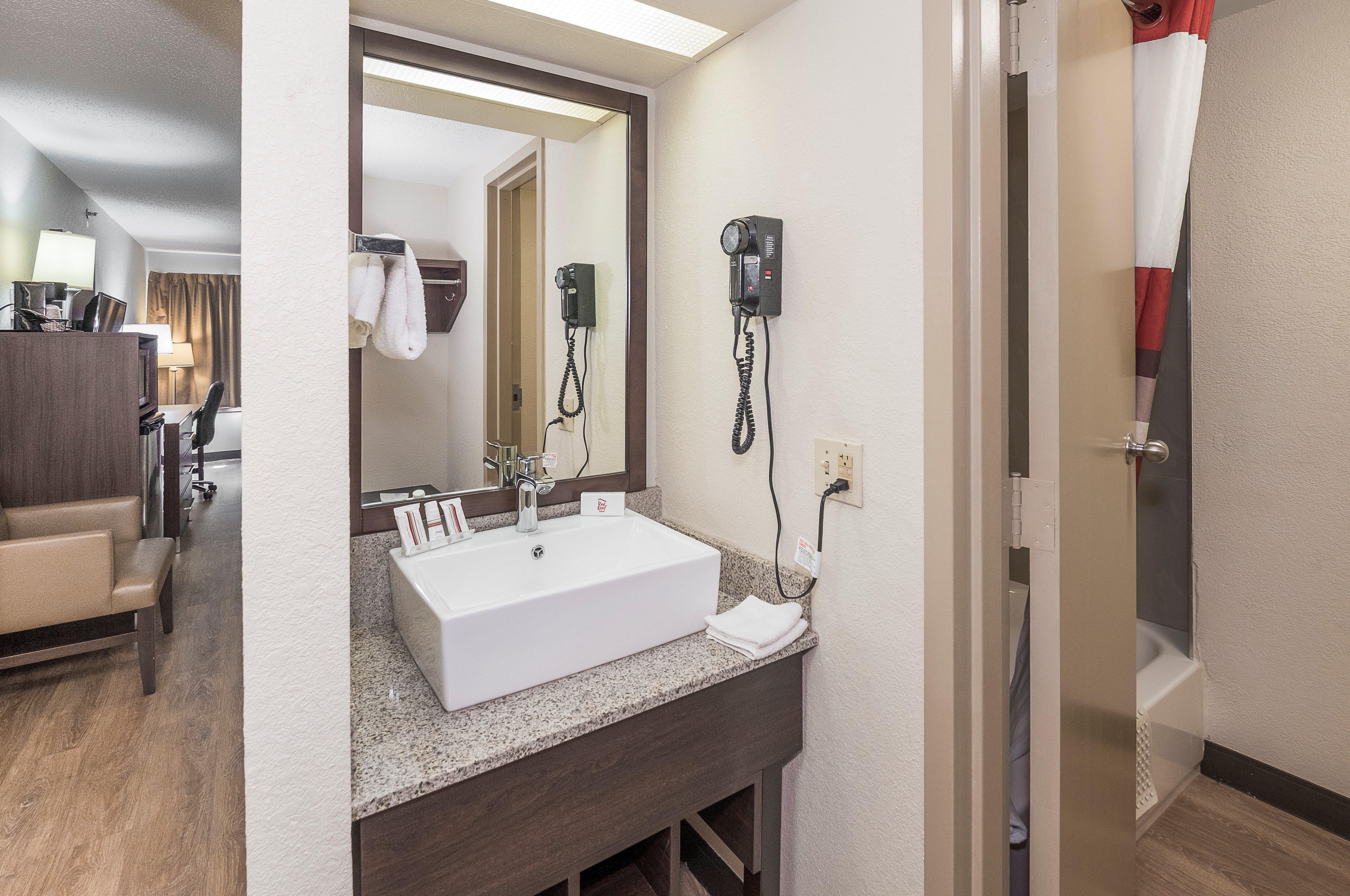 Red Roof Inn Lancaster Smoketown  Экстерьер фото