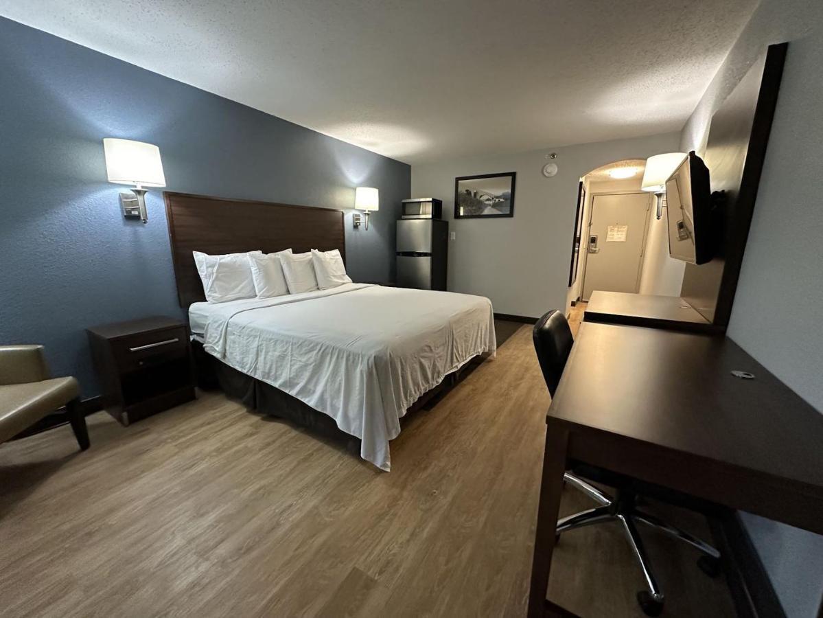 Red Roof Inn Lancaster Smoketown  Экстерьер фото